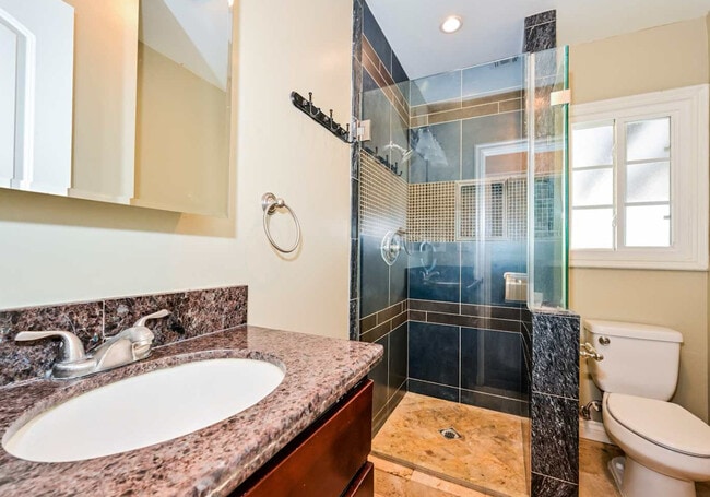 Photo - 1779 Rosewood Rd