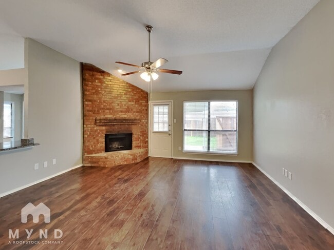 Photo - 208 S Malone Rd