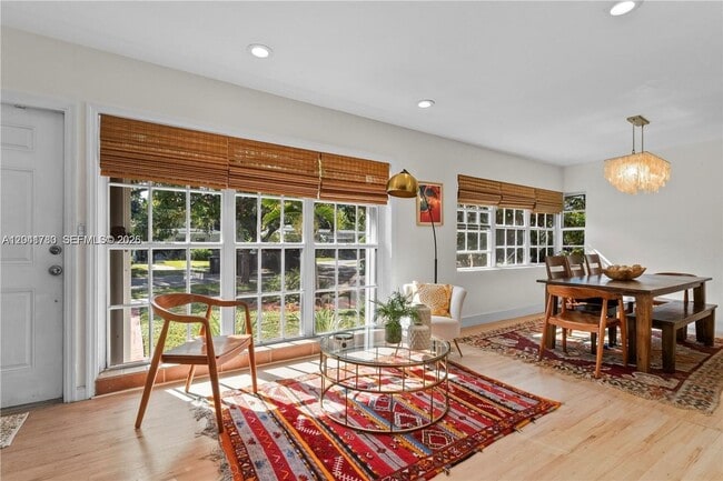 Photo - 1875 Alamanda Dr