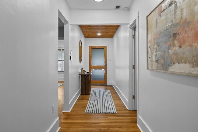 Photo - 2800 Cherry Ln