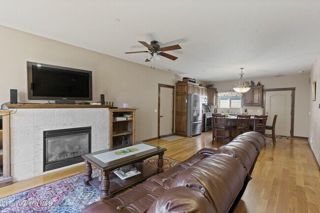 Photo - Gated Black Bay Community condo 3 bed 2.5 ...