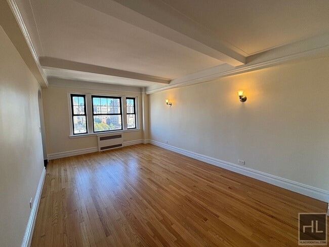 Photo - Christopher Street Unit 11E