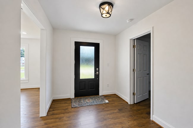 Photo - 826 North Dr