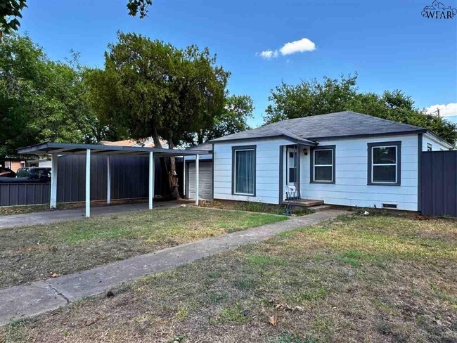 Building Photo - 100 Lilac Ln Rental