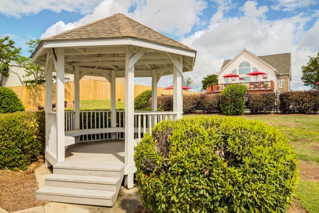 Ashmore Bridge Estates Apartment Homes