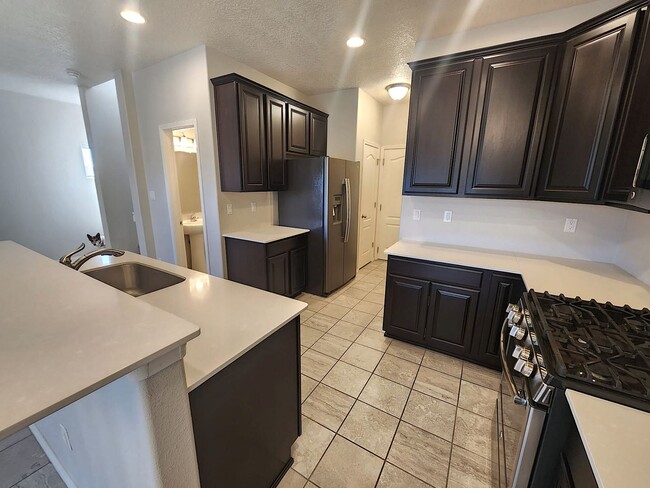 Photo - Amazing 3 bedroom on Westside! Coors/Ladera. Close to Petroglyphs, I-40.