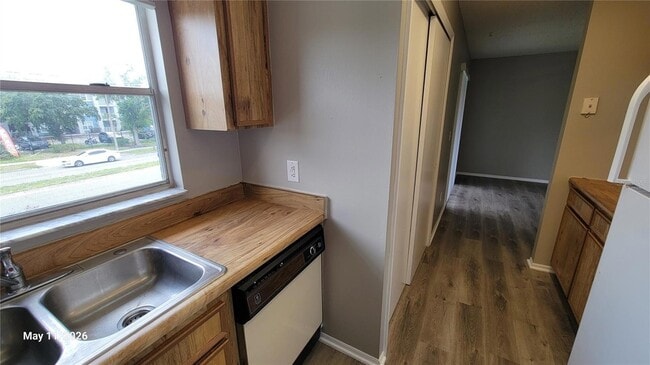 Photo - 4338 Pershing Pointe Pl Unit 3