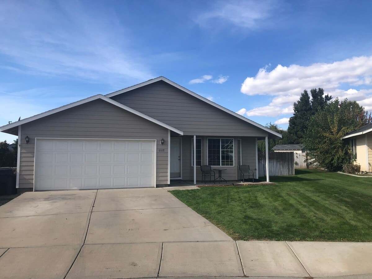 3 bed 2 bath single family home for rent - 3 bed 2 bath single family home for rent