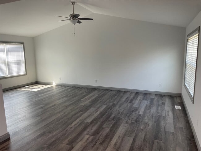 Photo - 28553 Shallow Water Rd