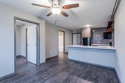 1BR, 1BA - 463 SF