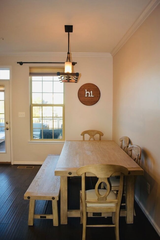 Photo - Beautiful Modern 3 Bedroom