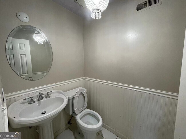 Photo - 1300 Kennesaw Trace Ct