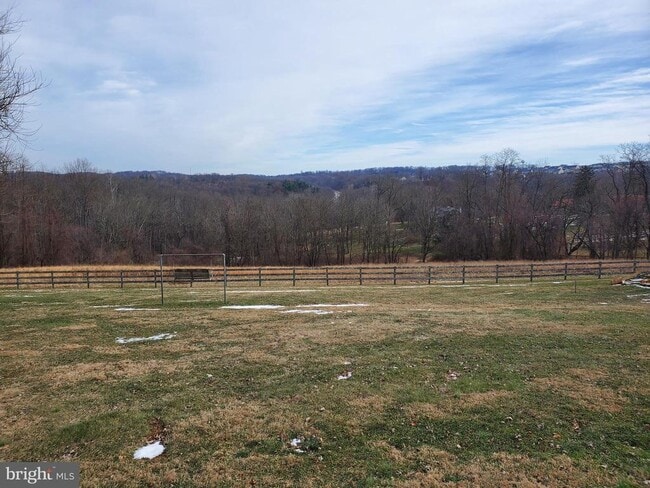 Photo - 119 Mt Airy Rd