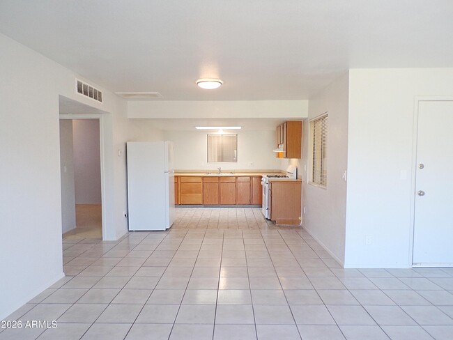 Photo - 4545 E Glenn Rd Unit 5B