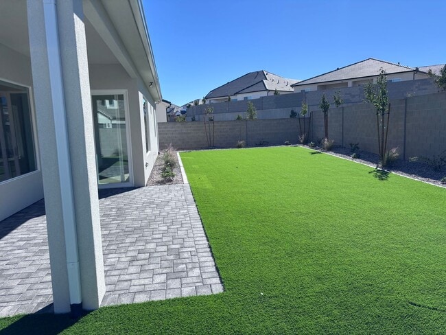 Photo - Beautiful 5 bed 4 bath home in Desert Canyon