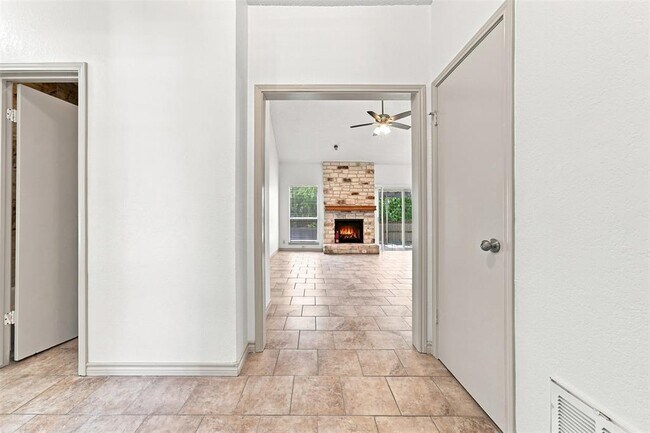 Photo - 2207 Lancaster Gate Cove