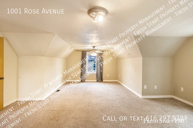 Photo - 1001 Rose Ave
