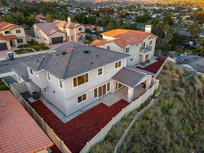 Photo - 4 Bedroom house with view