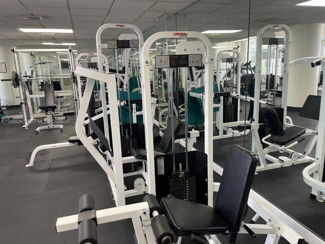 Photo - 10350 W Bay Harbor Dr Unit 3M