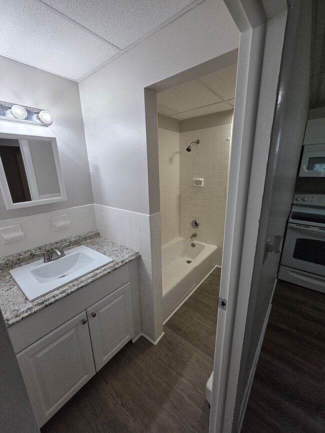 819 Douglas Turnpike Unit B