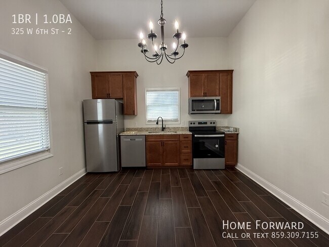 Photo - 325 W 6th St Unit 2