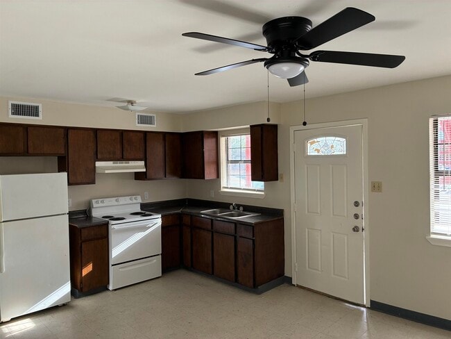 Photo - 3801 Salinas Ave Unit 7