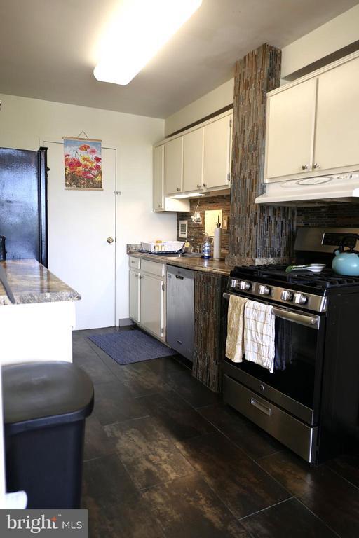 Photo - 6631 Wakefield Dr Unit 717