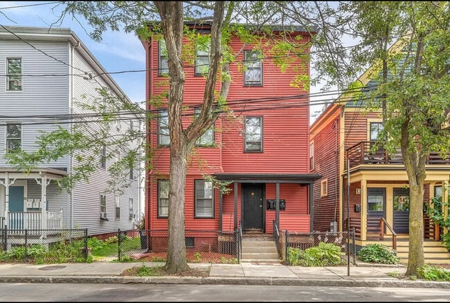 Building Photo - 49 Harrison St Unit #3