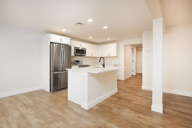 Photo - The Bradford Lookout