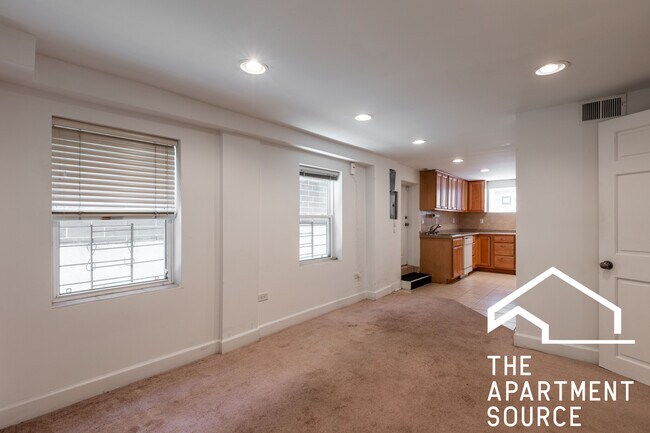 Photo - 1819 W Cortland St Unit CH1