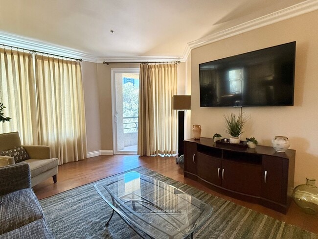 Photo - Live the Las Vegas Lifestyle in a Gated, A... Unit 206