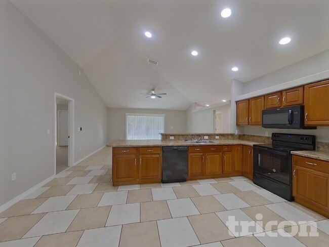 Photo - 1181 Creekview Ct