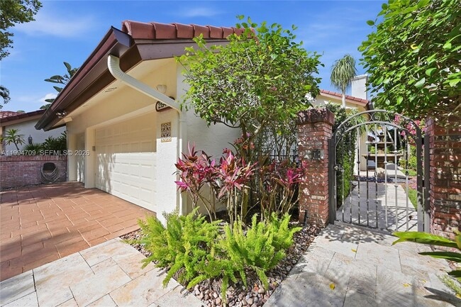 Photo - 21944 Town Pl Dr