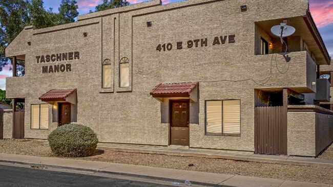 Building Photo - 410 E 9th Ave Unit 9