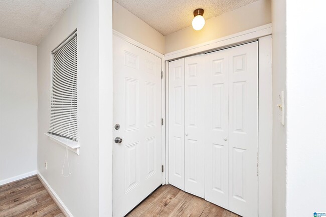 Photo - 3011 Massey Rd Unidad H