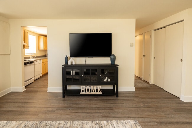 Hyde Park Apartments