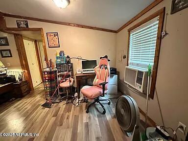 Photo - 1089 W 15th St