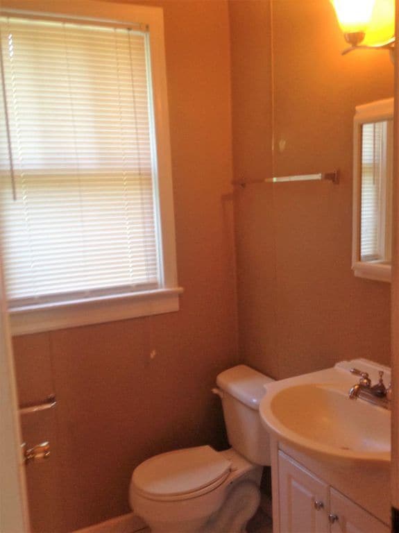 Photo - 115 Longfellow Blvd