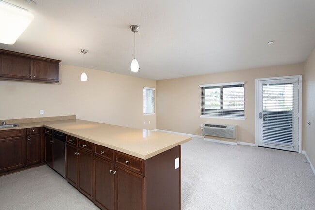 Photo - Welcome to Pacific Point!