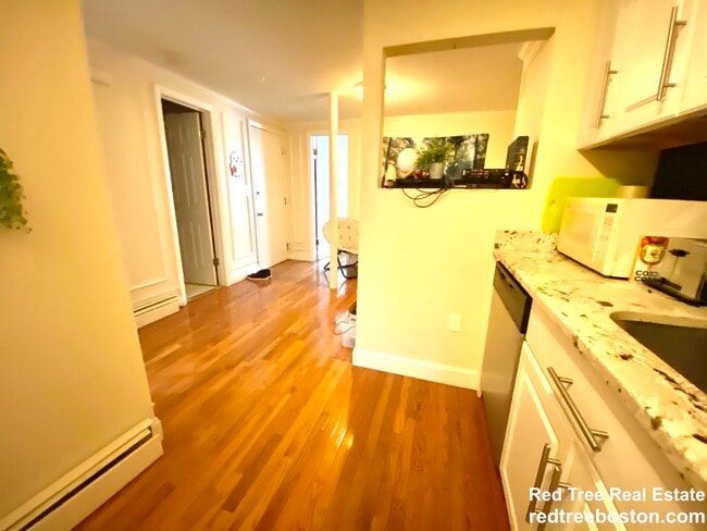 Photo - 238 Everett St Unit 1