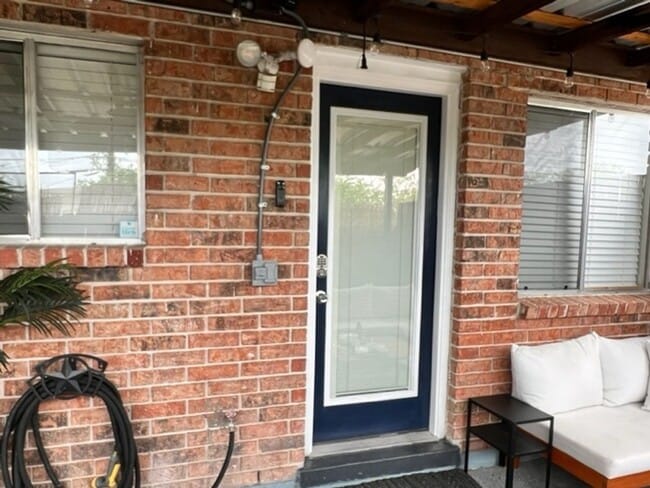 Photo - 127 E Silver Sands Dr