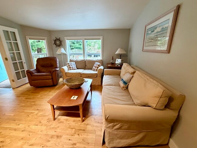 Living room - 126 Charlie Ln