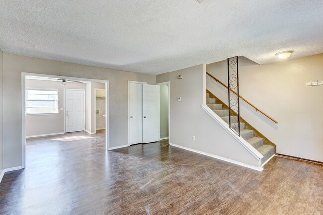 Photo - Discover Your New Home: 2-Bedroom Duplex Now Available in Edmond, OK!