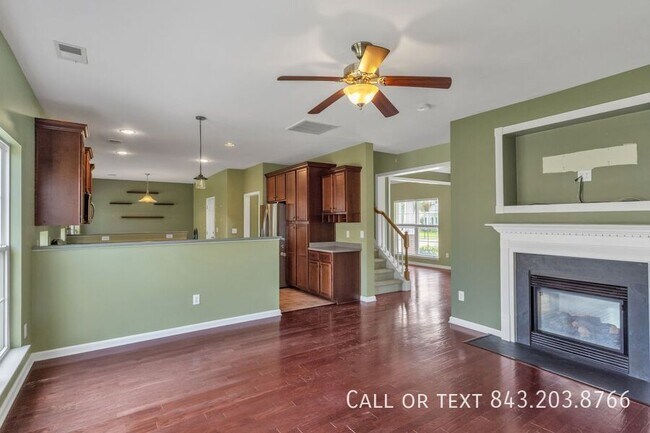 Photo - 512 Chaff Ln