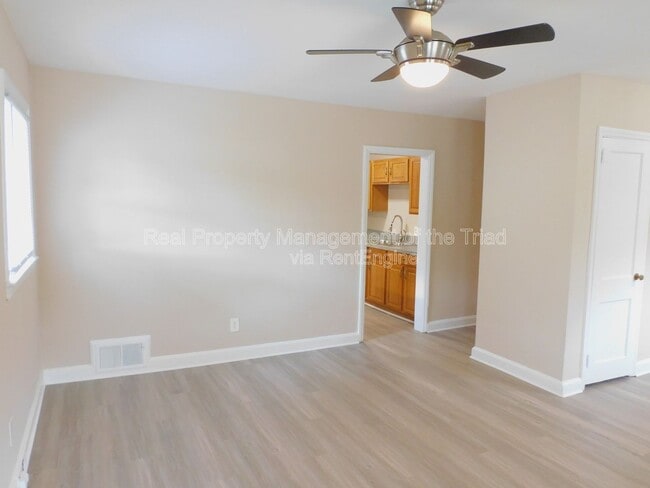 Photo - 915 Idlewood Dr