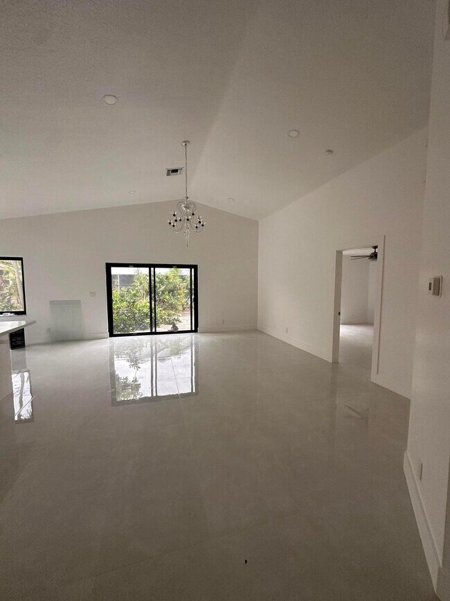 Photo - 1337 Cape May Ln