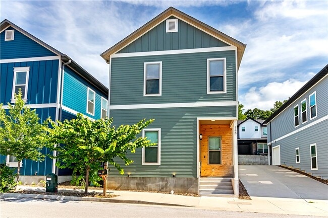 Photo - 146 E South St