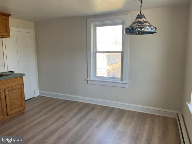 Building Photo - 3617 Ferry Rd Unit APT. 3