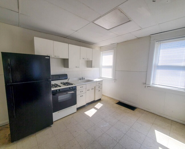 Photo - 1601 Liberty St Unit FrontUp