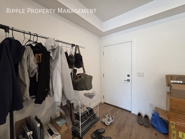 Photo - SPACIOUS 2 BEDS, 2 BATHS CONDO | MASTER ENSUITE & HEATED UNDERGROUND PARKING Unit 2224
